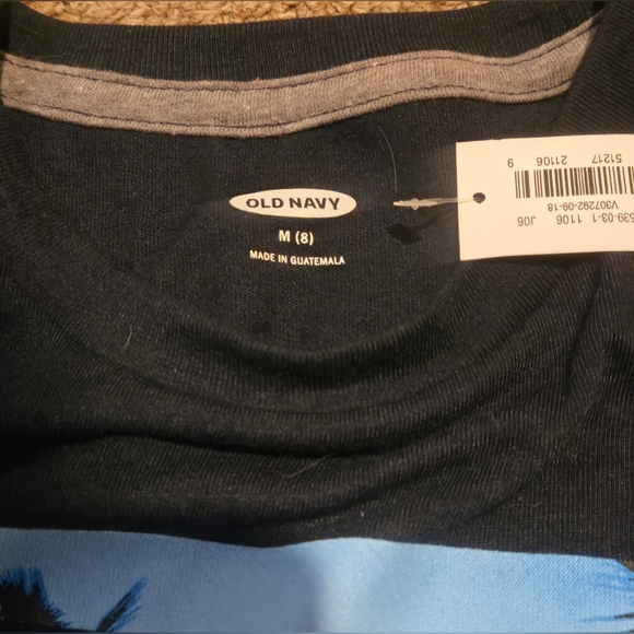 Old Navy boys tshirt. BNWT- size 8 youth - Picture 5 of 5